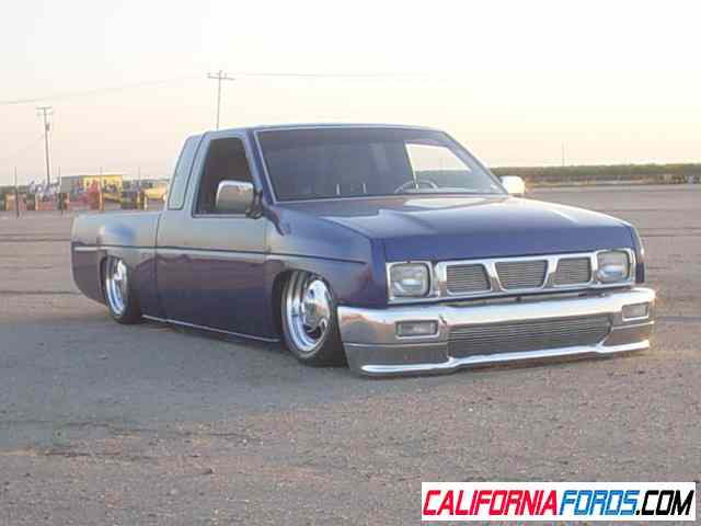 1987 Nissan - bagged & body dropped